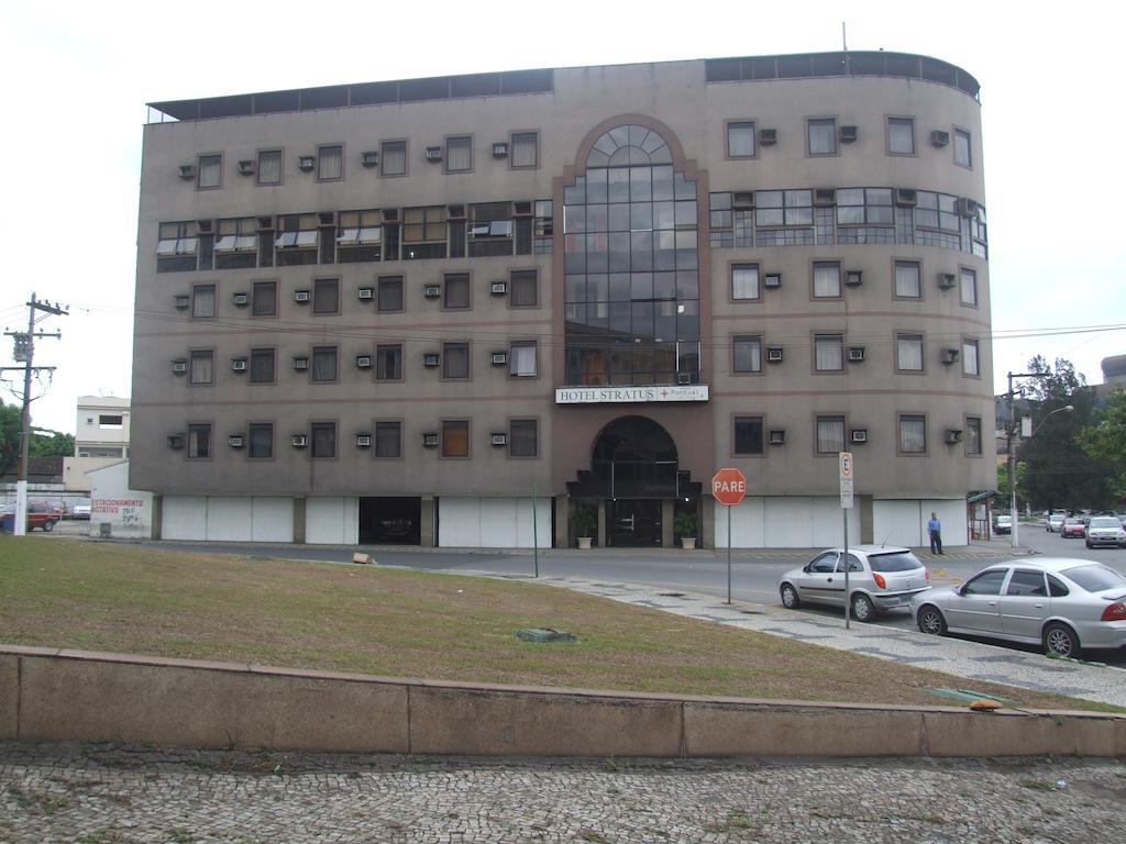 Stratus Vila Hotel 볼타 레돈다 외부 사진