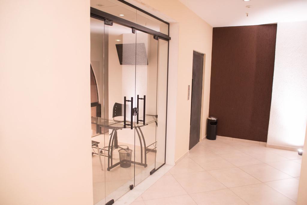 Stratus Vila Hotel 볼타 레돈다 외부 사진