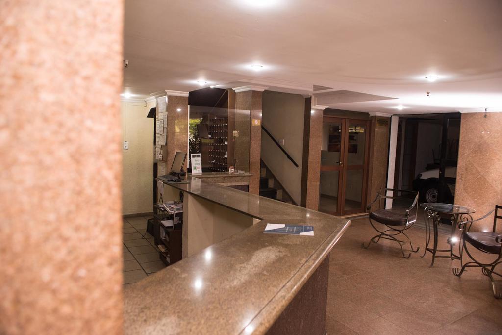 Stratus Vila Hotel 볼타 레돈다 외부 사진