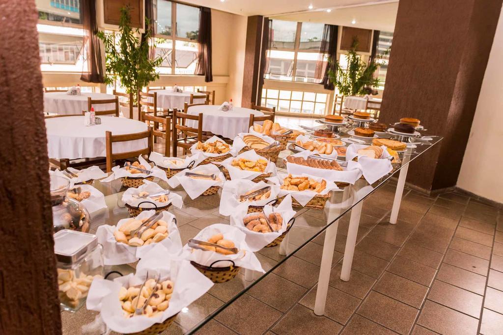 Stratus Vila Hotel 볼타 레돈다 외부 사진