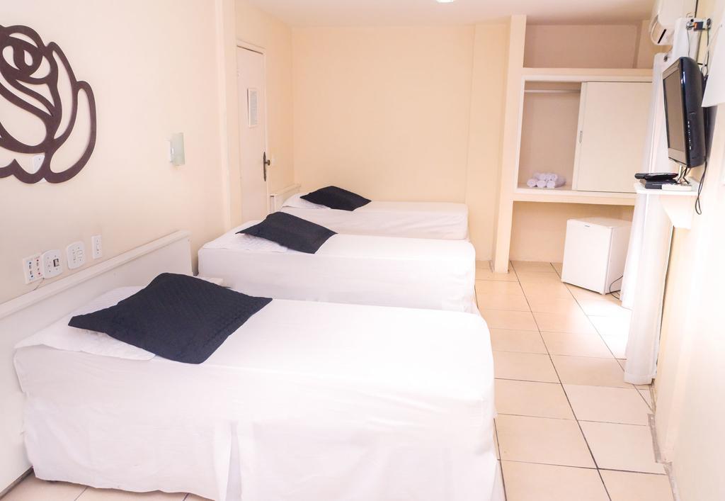 Stratus Vila Hotel 볼타 레돈다 외부 사진