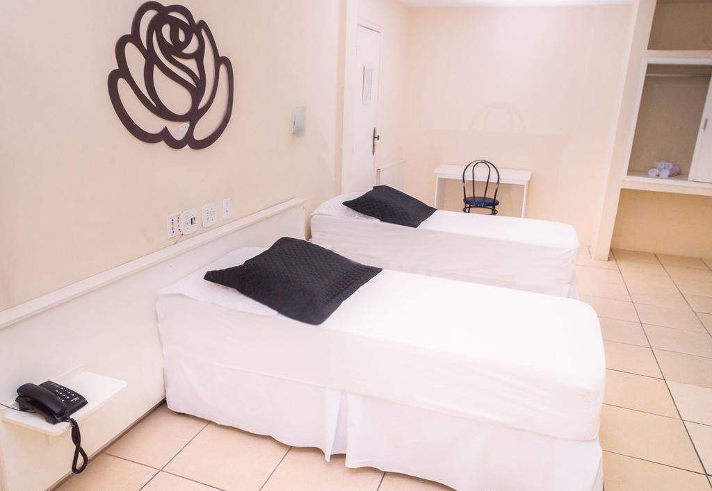 Stratus Vila Hotel 볼타 레돈다 외부 사진